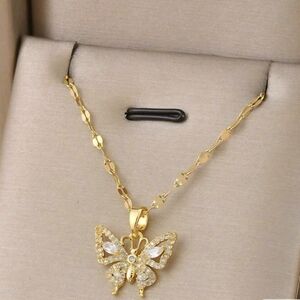 Gold Butterfly Pendant Necklace - Elegant Women's Jewelry